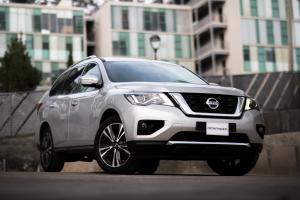 Nissan Pathfinder (LA) '2017
